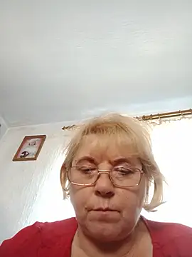 Elena_Beautiful784 webcam