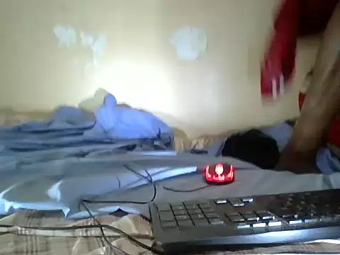handsome25555 webcam