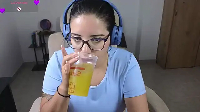 blue__moon_ webcam