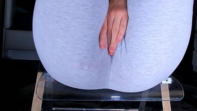 Cameltoe_squirt_inPants webcam