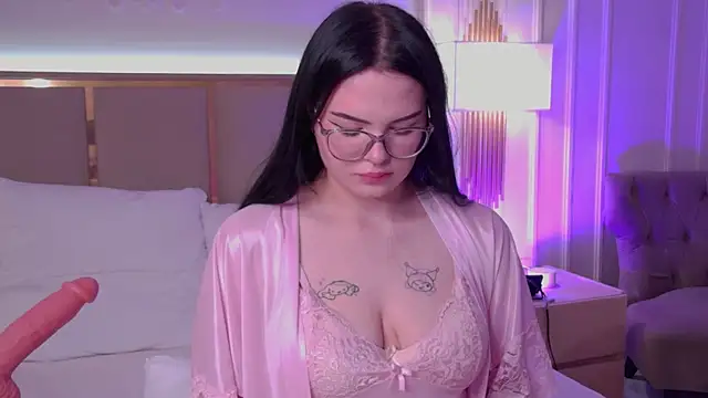 CindyMil live cam on StripChat