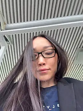 trytomakememoam webcam