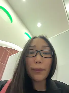 trytomakememoam webcam