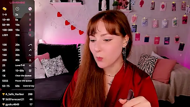 velvet_cherry_ webcam