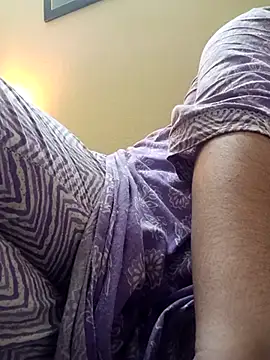 ruhi84122 webcam