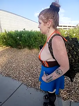 nakedgarbageperson webcam