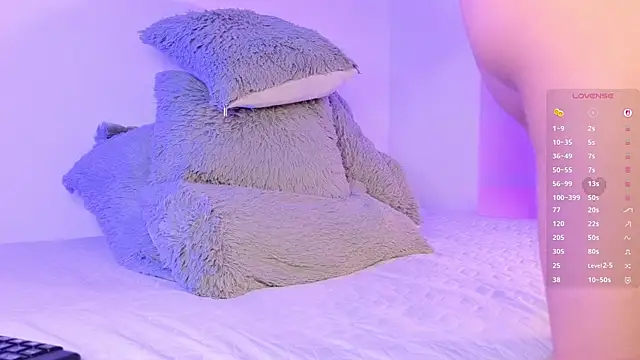 naty_saenz webcam