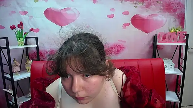 NeonilaLisova webcam