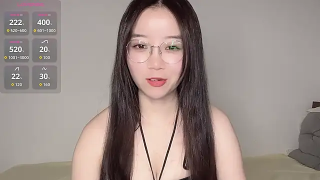 77-Vicky webcam