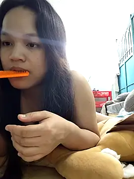 BabySweet-18 live cam on StripChat