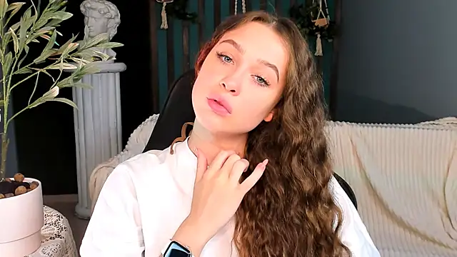 ArielSykes live cam on StripChat