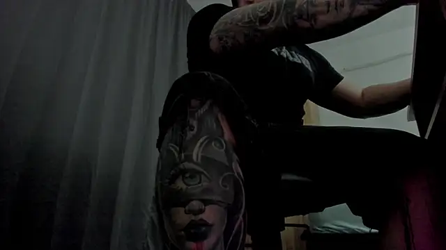TonyWinston live cam on StripChat