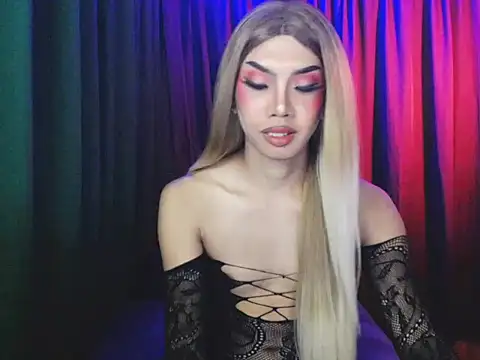 MirabelleNotch live cam on StripChat