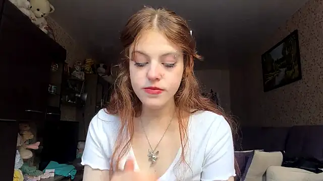 BuzzingRaid live cam on StripChat
