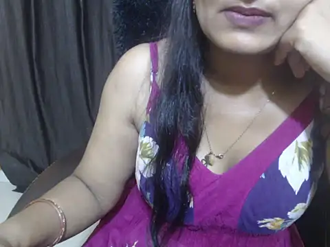Kudi_Kiyara webcam