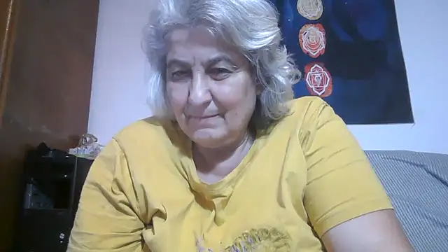 ExquisiteMature webcam