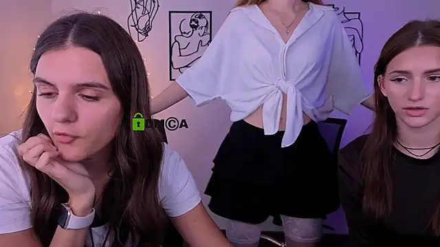 lisa_dark_ live cam on StripChat