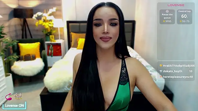 ThaliaSexGoddes live cam on StripChat
