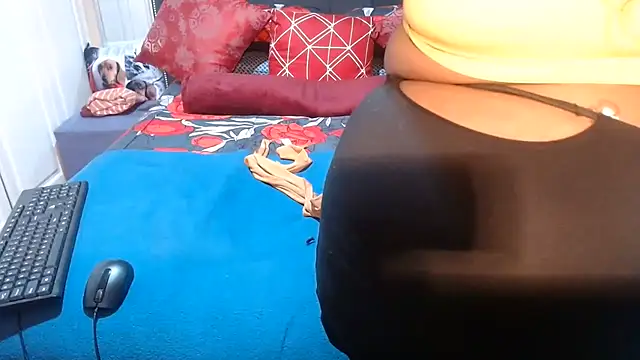 BUSTYDEE webcam