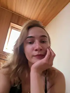 SugarDanger Live Webcam on Stripchat