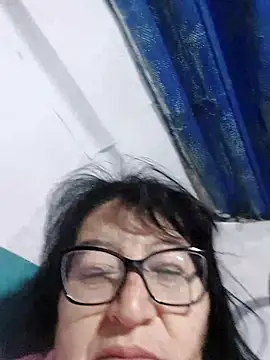 clarita_01 live cam on StripChat