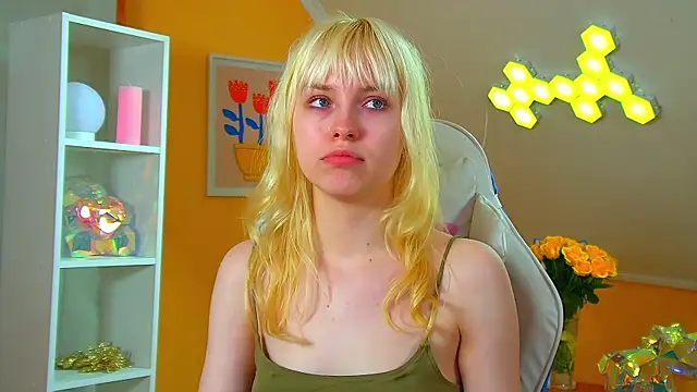 HannahHollis live cam on StripChat