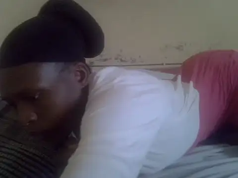 cute-shamza live cam on StripChat
