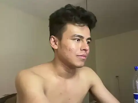 ToddWarren live cam on StripChat