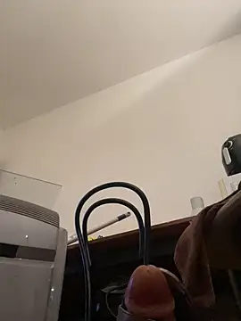 crisfootlicker live cam on StripChat