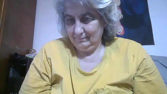 ExquisiteMature webcam