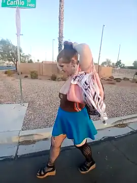 nakedgarbageperson webcam
