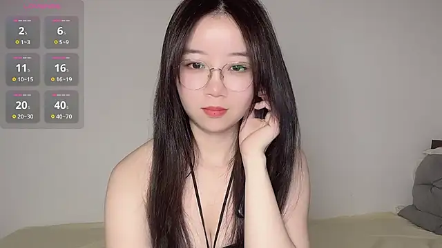 77-Vicky webcam