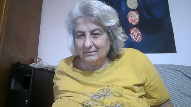 ExquisiteMature webcam