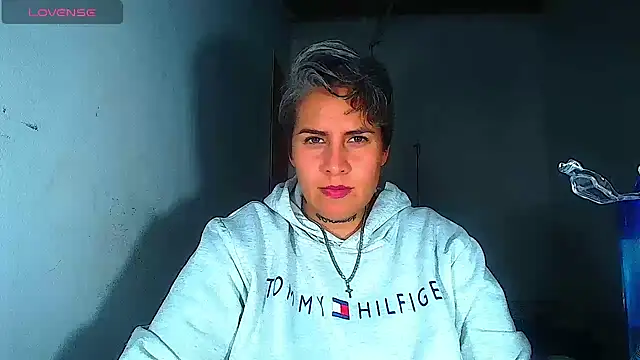 Yessi_rousse webcam