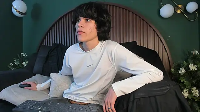 Diamond_twink webcam