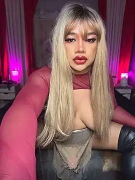 12InchSelfsuckerTs webcam