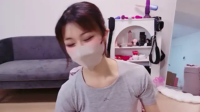 -Nyanko-chan- live cam on StripChat