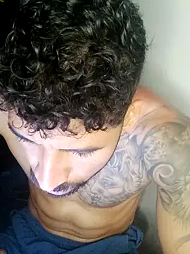 Alexsexygamer live cam on StripChat