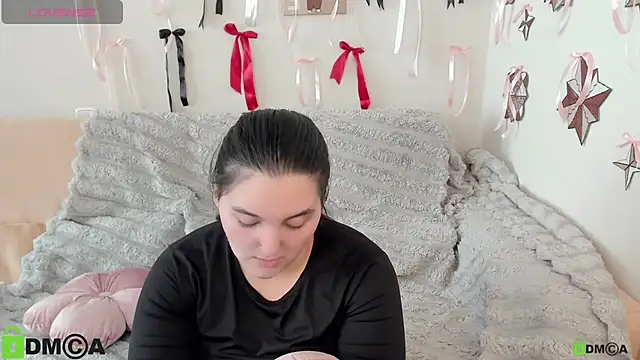 MonikaMooon live cam on StripChat