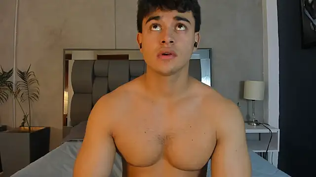 Charlie___Musk live cam on StripChat