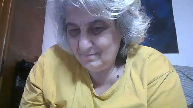 ExquisiteMature webcam