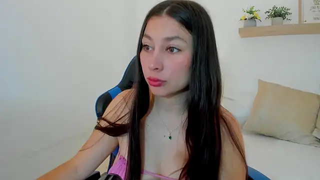 bella_99_ webcam