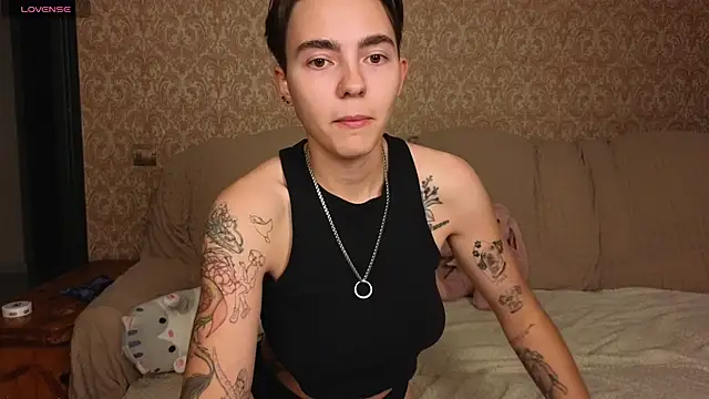 Lilihere_ webcam