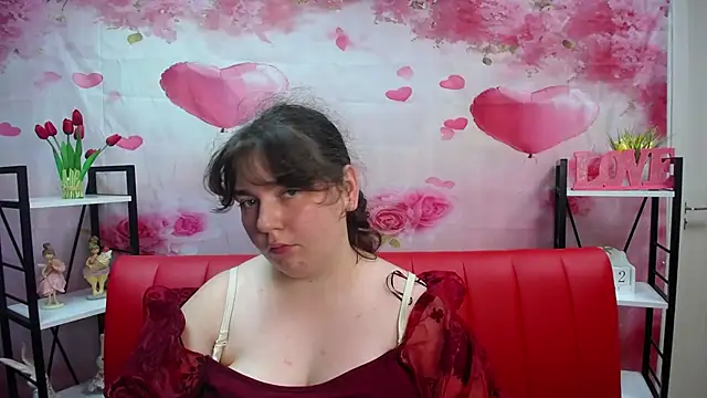 NeonilaLisova live cam on StripChat