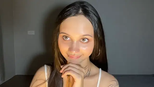 MayraLucarelli webcam