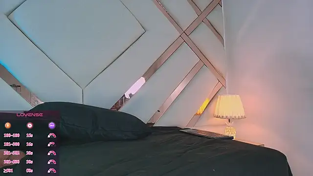Noa_butterfly_ webcam