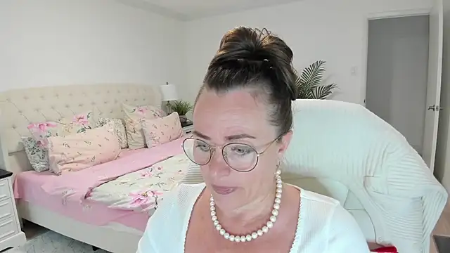 Vika73 webcam