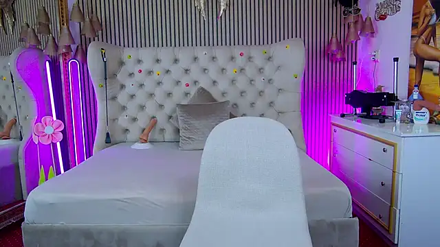 PlayfulShow