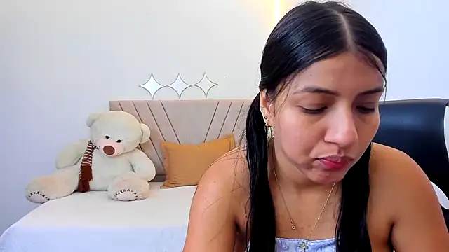 zara_cute webcam