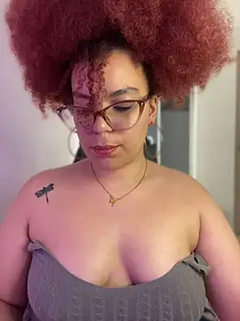 Leyah__ webcam